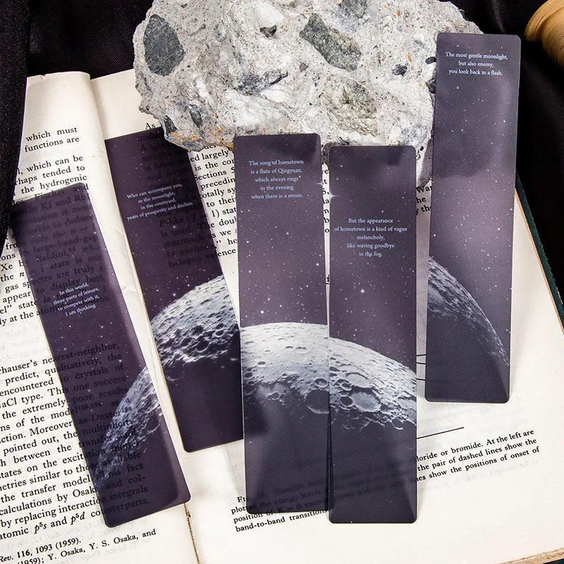 5PC/pack Roaming the Universe Bookmark